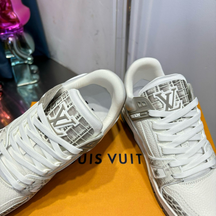 lv snekaers l0000139