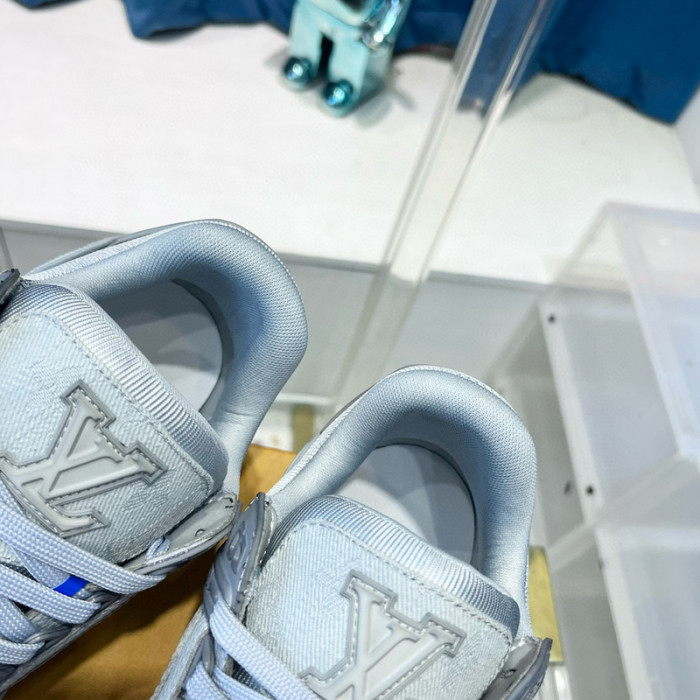 lv snekaers l0000294