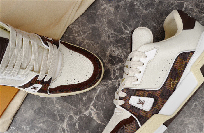 lv snekaers l0000315