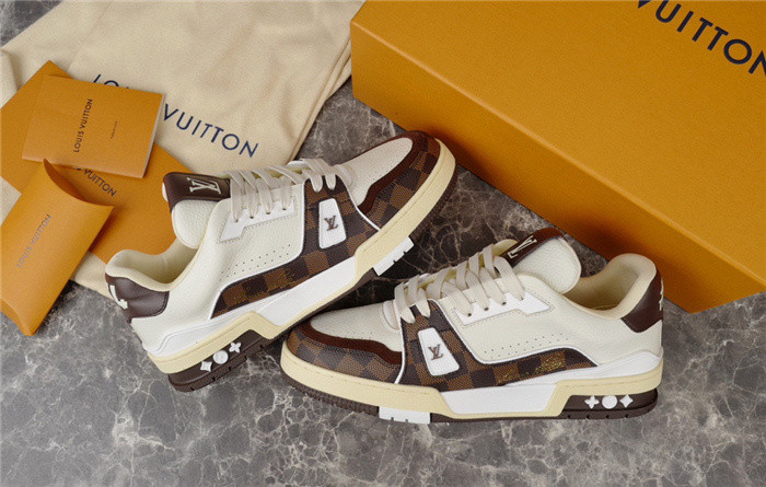 lv snekaers l0000315