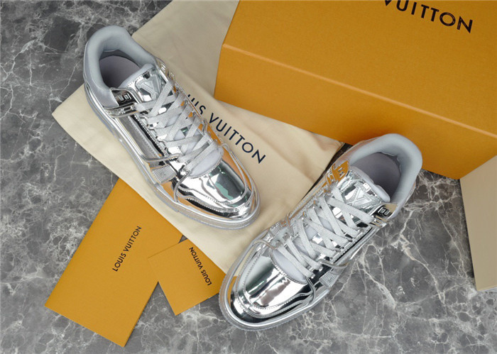 lv snekaers l0000333