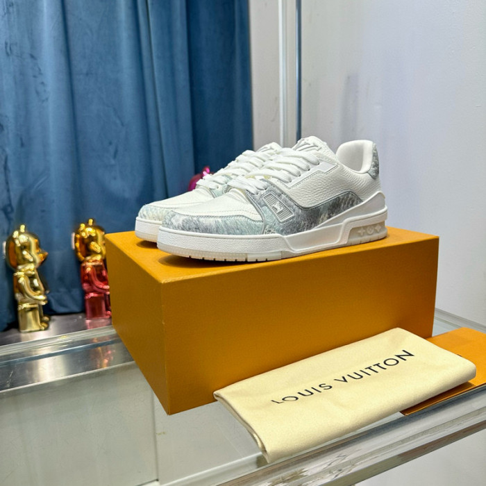 lv snekaers l0000153
