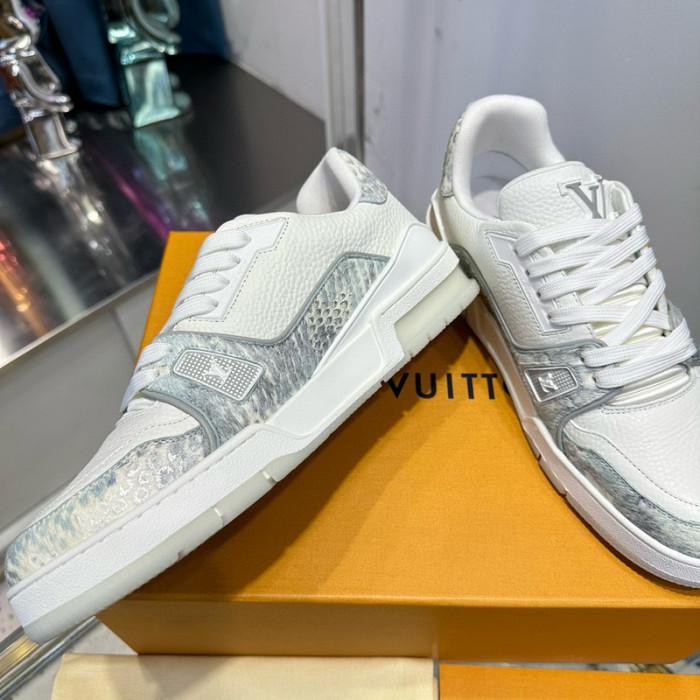 lv snekaers l0000153