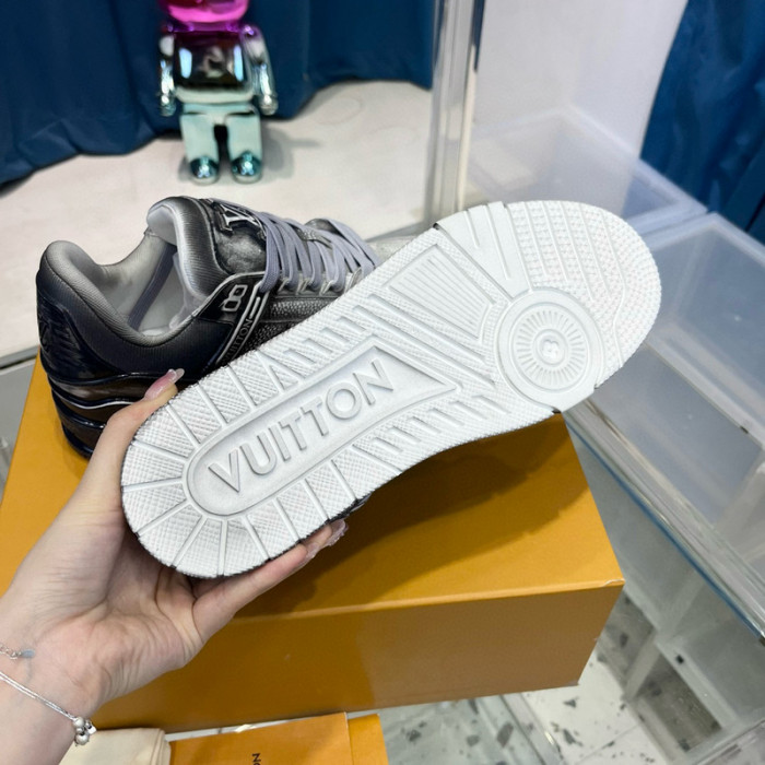 lv snekaers l0000236