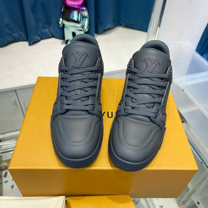 lv snekaers l0000223