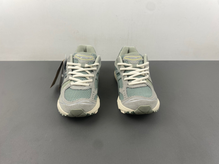 As*ic*s sneakers 1203a019