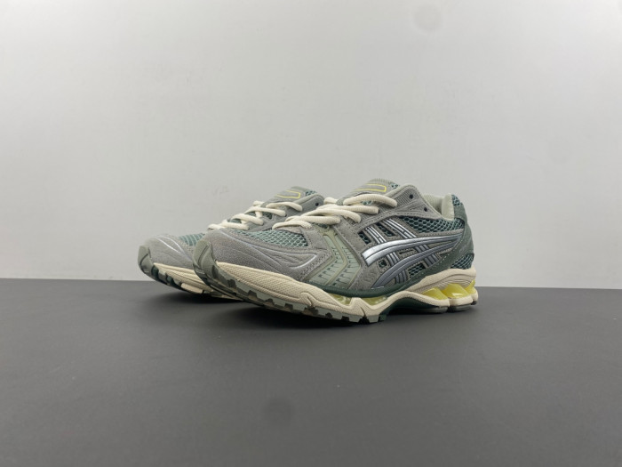 As*ic*s sneakers 1203a019