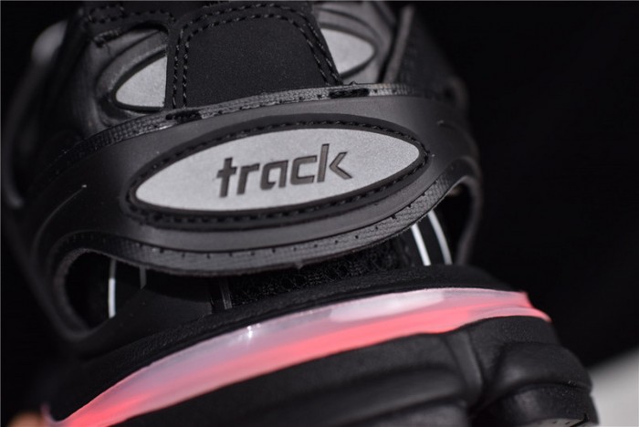Ba*len*cia*ga track with led 5000012