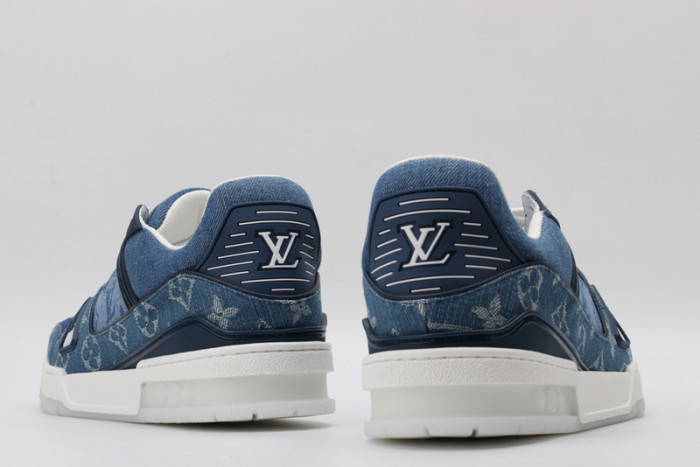 lv snekaers l000007