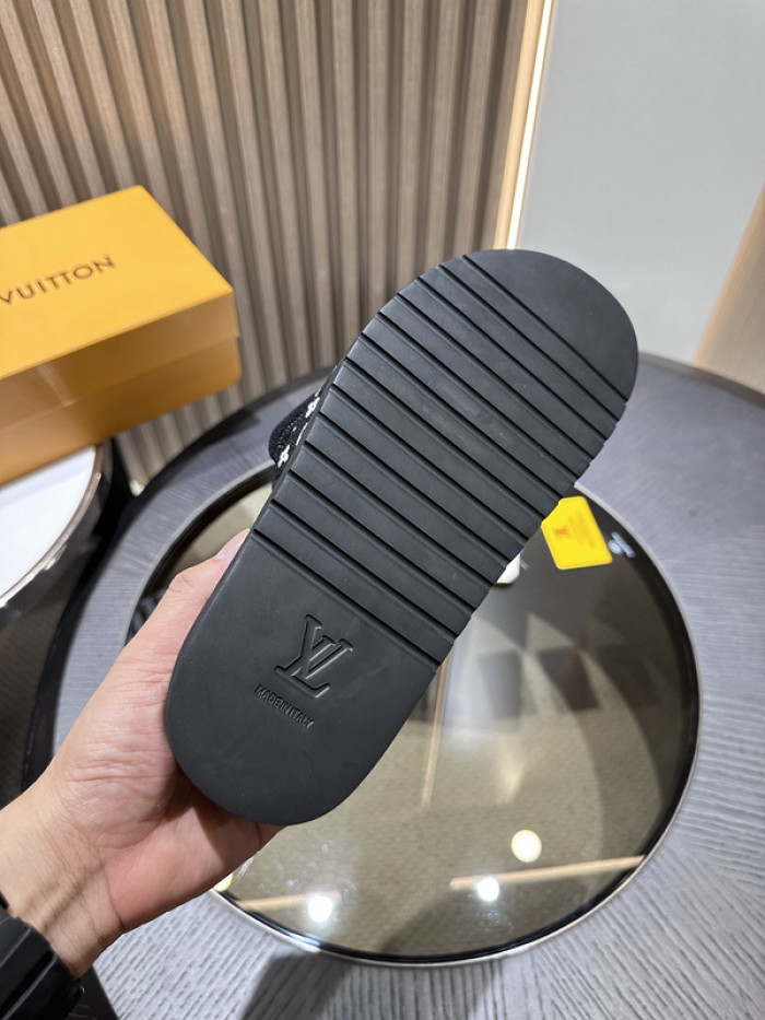 l&v sandal 45
