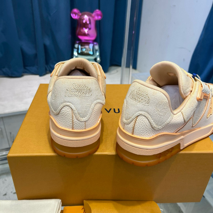 lv snekaers l0000233