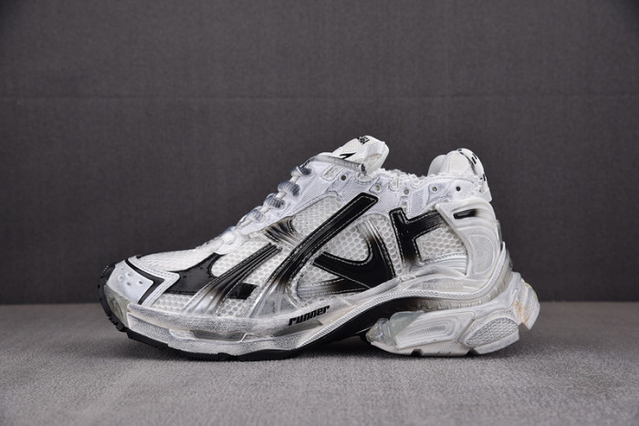 Ba*len*cia*ga runner sneaker wrung-9010