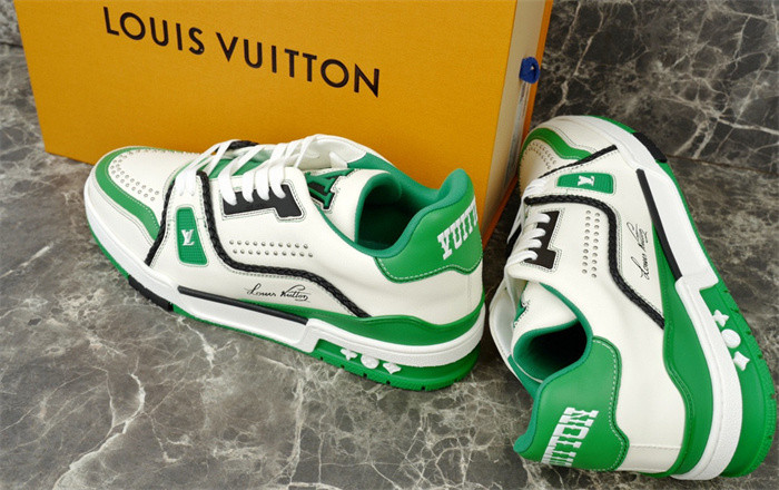 lv snekaers l0000338