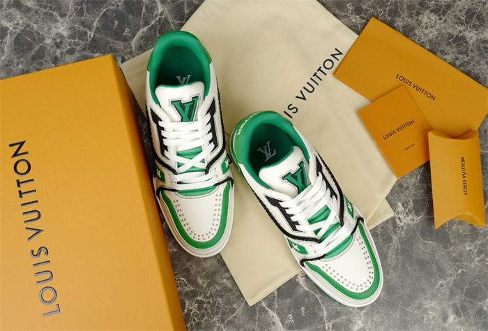 lv snekaers l0000338