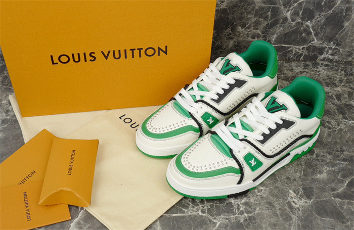 lv snekaers l0000338