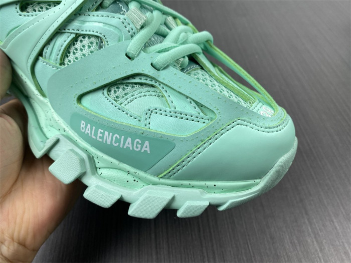 Ba*len*cia*ga track w3fe3 3800