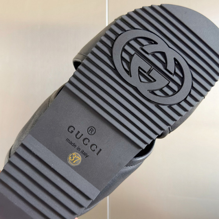 gucc* sandal128