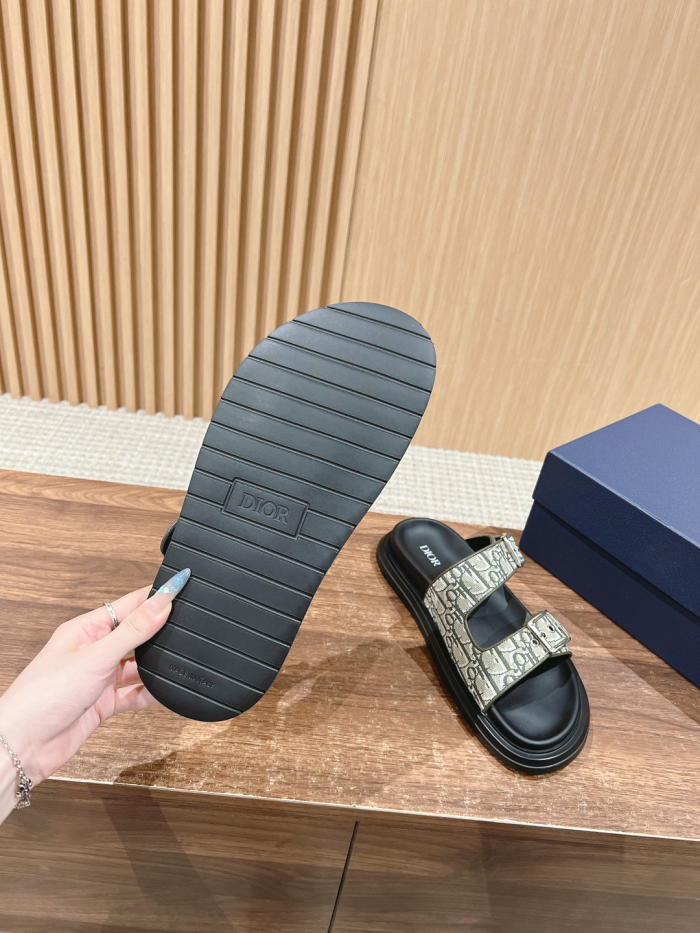 dio* sandals ds45