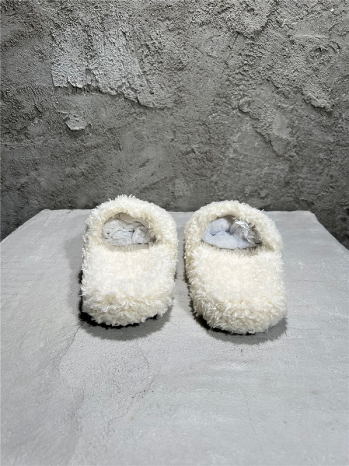 balenciag* sandal bs54