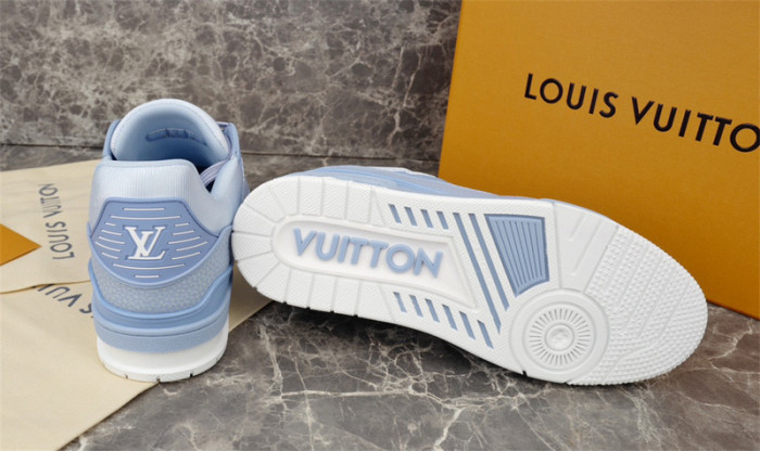 lv snekaers l0000308
