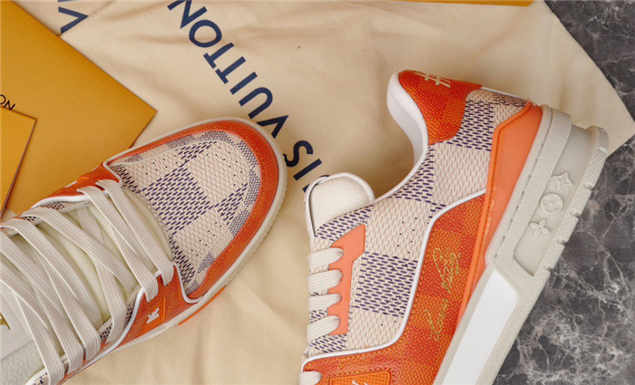 lv snekaers l0000322