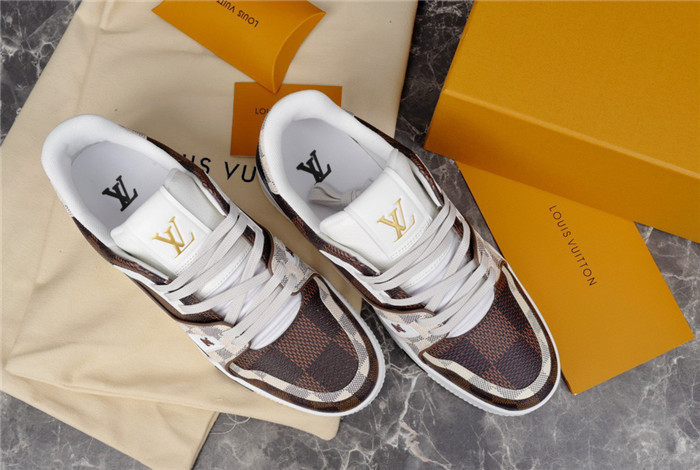 lv snekaers l0000329