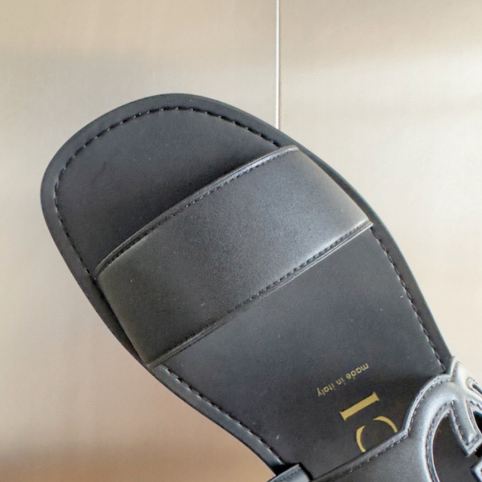 gucc* sandal113
