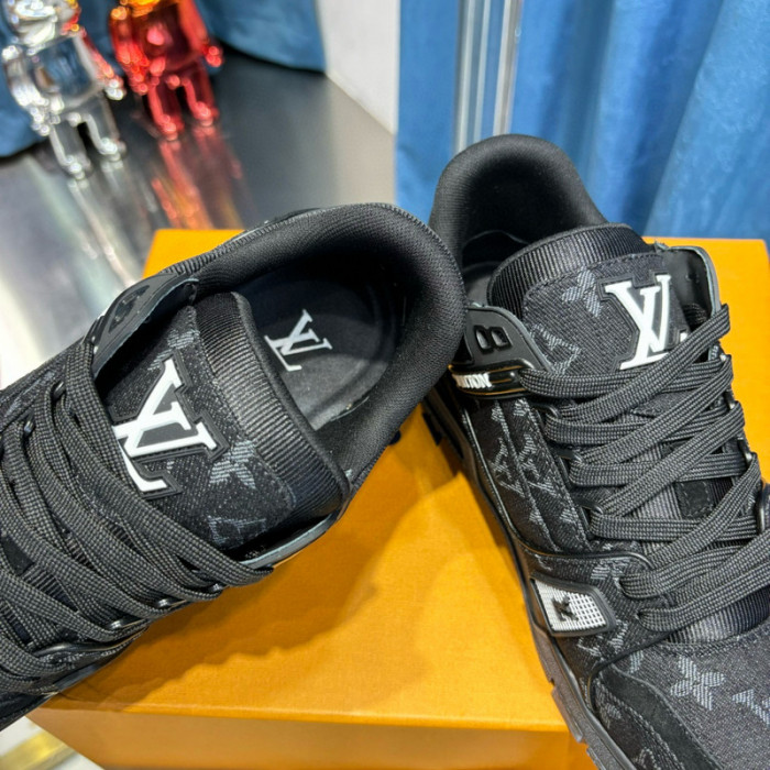 lv snekaers l0000192