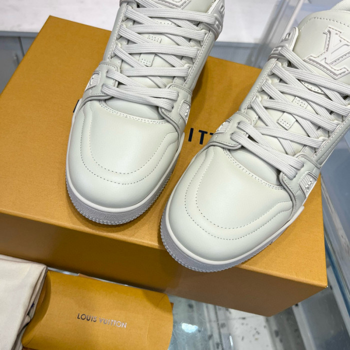 lv snekaers l0000222