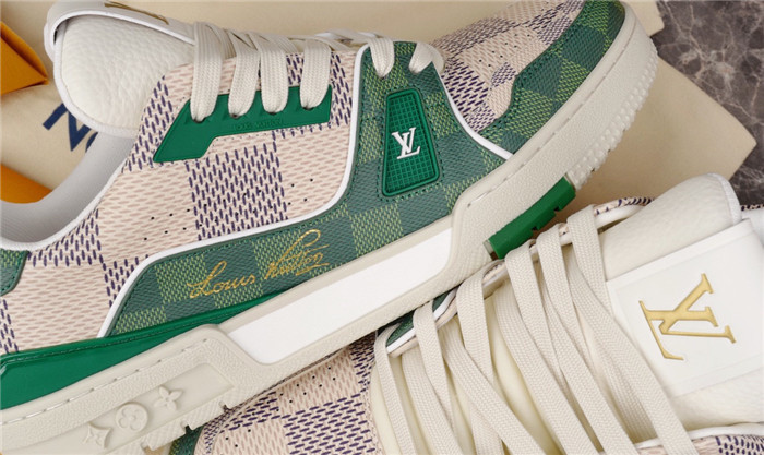 lv snekaers l0000323
