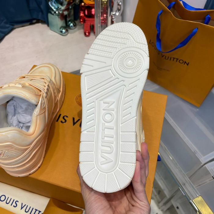 lv snekaers l0000202