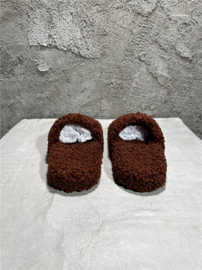 balenciag* sandal bs60
