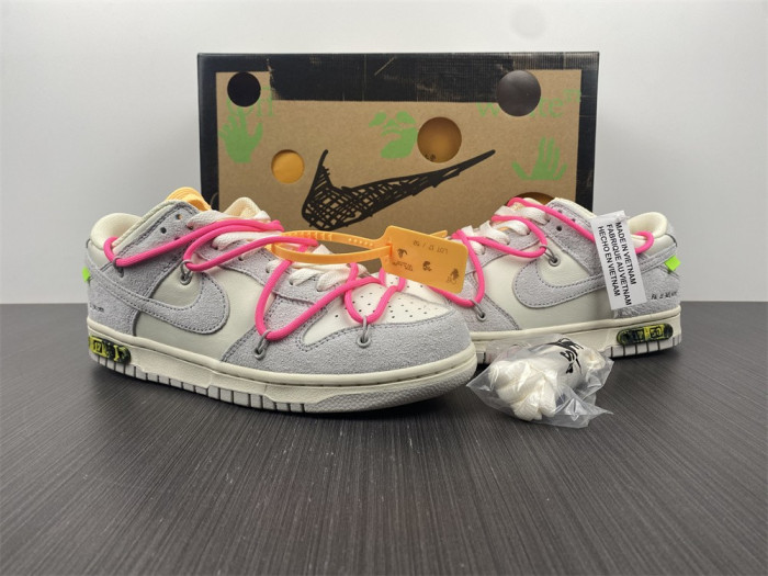 dunk low “17 of 50” dj0950-117