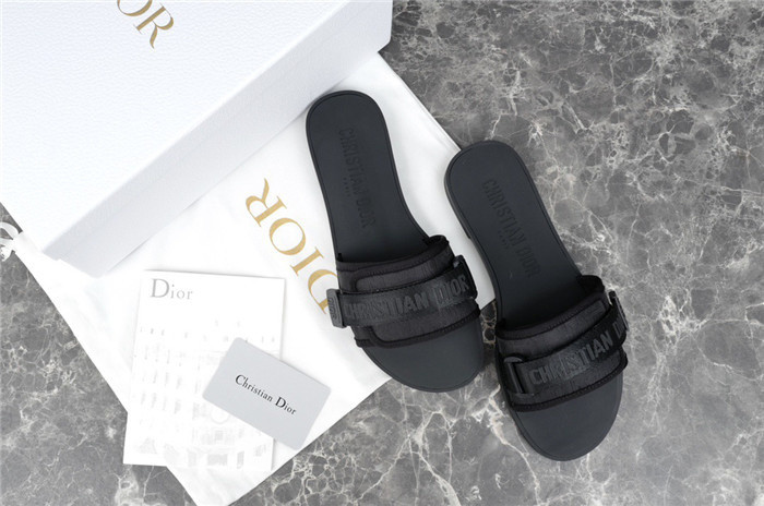 dio* sandals ds40