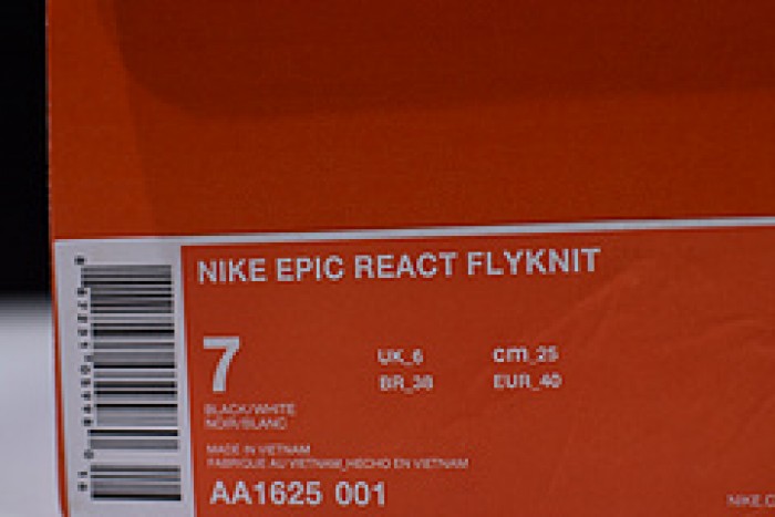 nike epic react flyknit black and white aa1625 001
