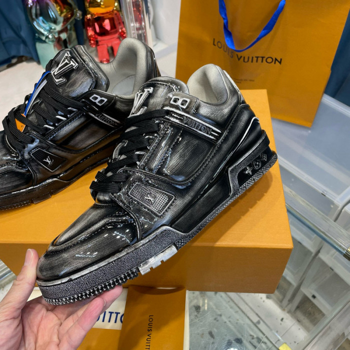 lv snekaers l0000201