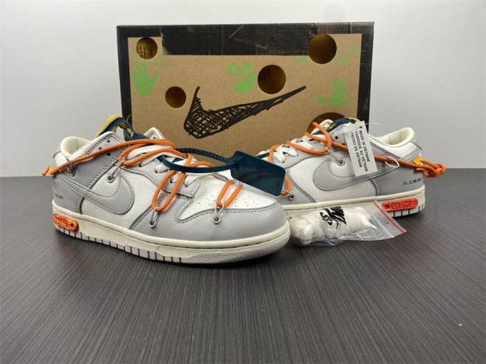 dunk low “44 of 50” dm1602-104