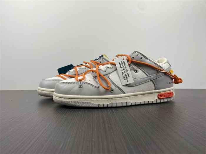 dunk low “44 of 50” dm1602-104