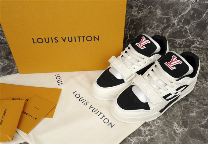 lv snekaers l0000334