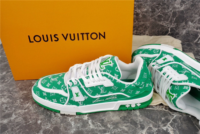 lv snekaers l0000321