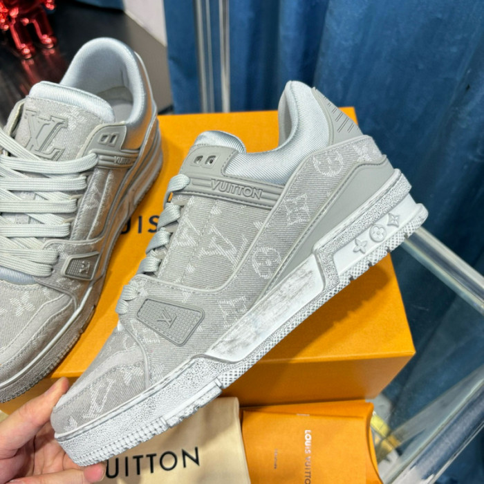 lv snekaers l0000193