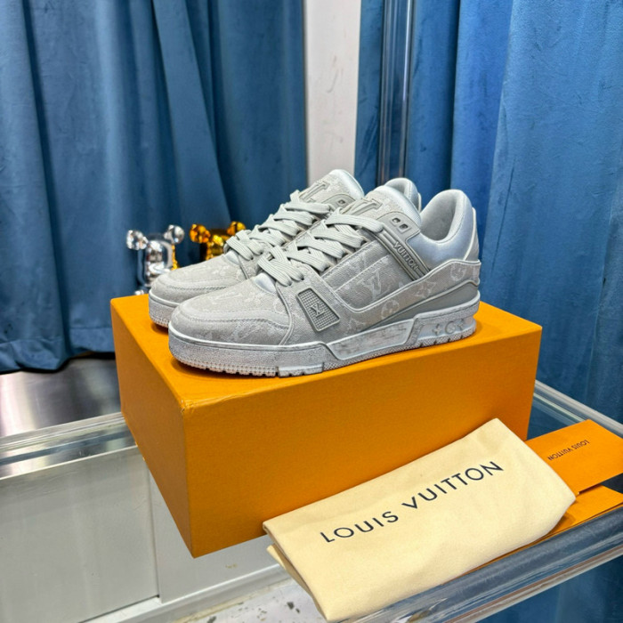 lv snekaers l0000193