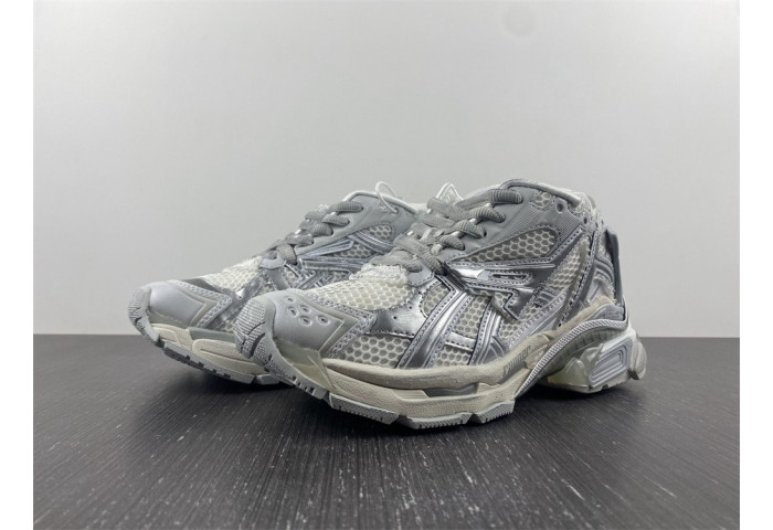 Balenciaga runner 8000018