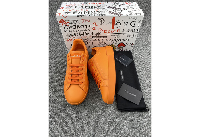 DG Sneaker DG48