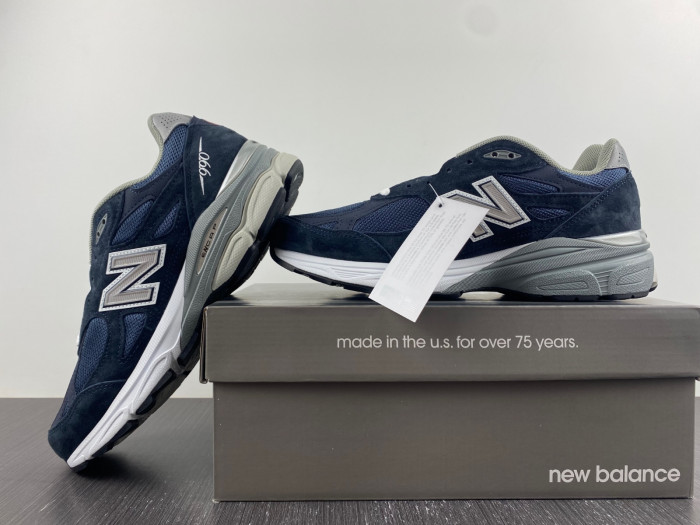 Bape x New Balance 2002R M2002RHO DFY18