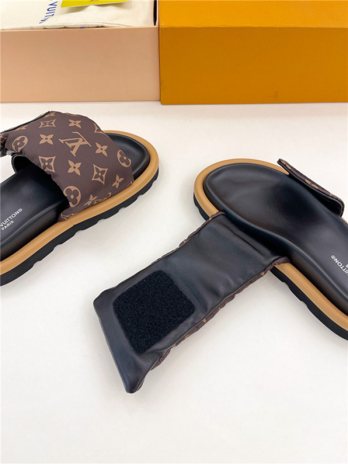 L&V sandal 226
