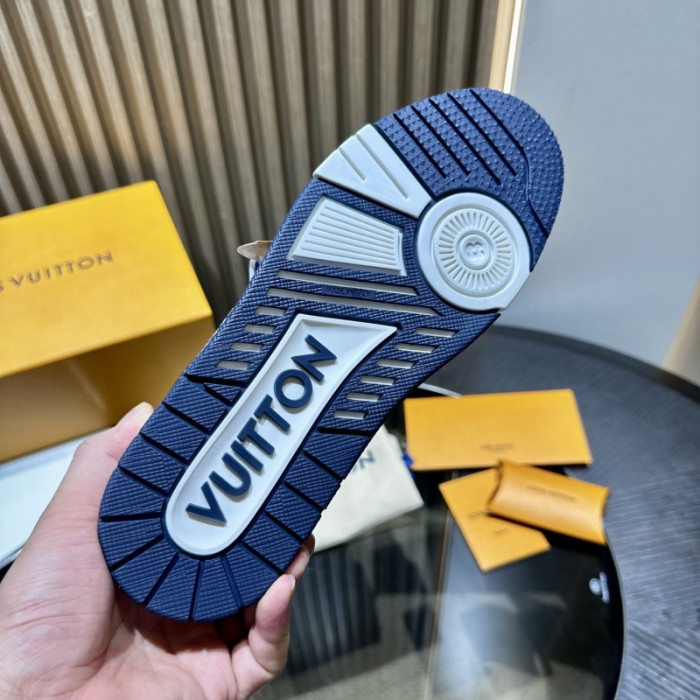 LV snekaers L0000667