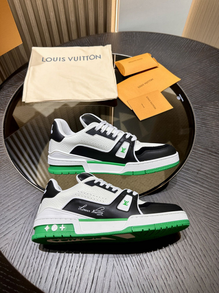 LV snekaers L0000380