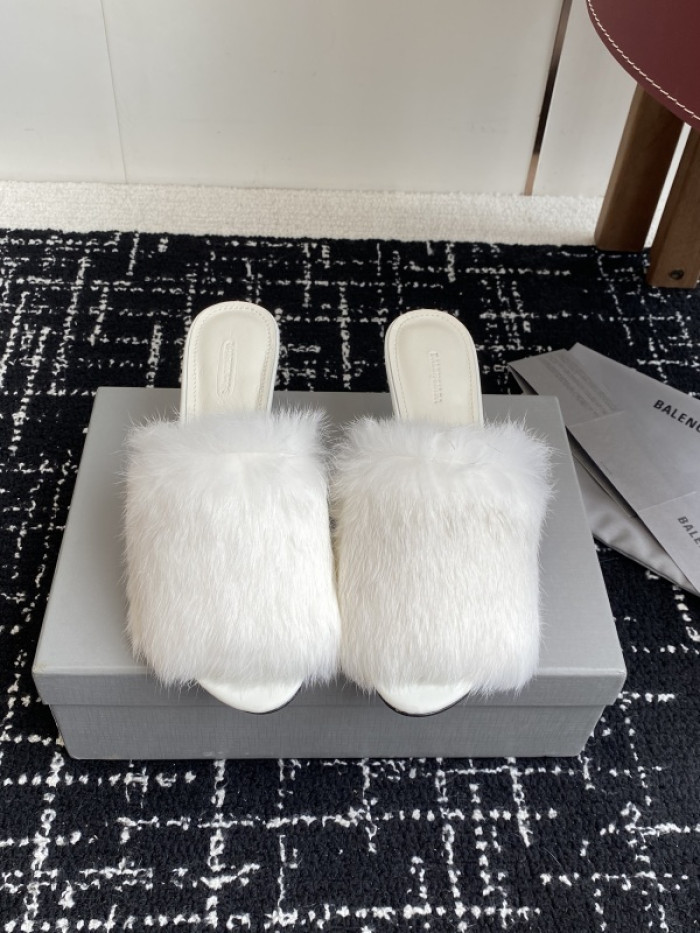 Balenciag* Sandal BS99