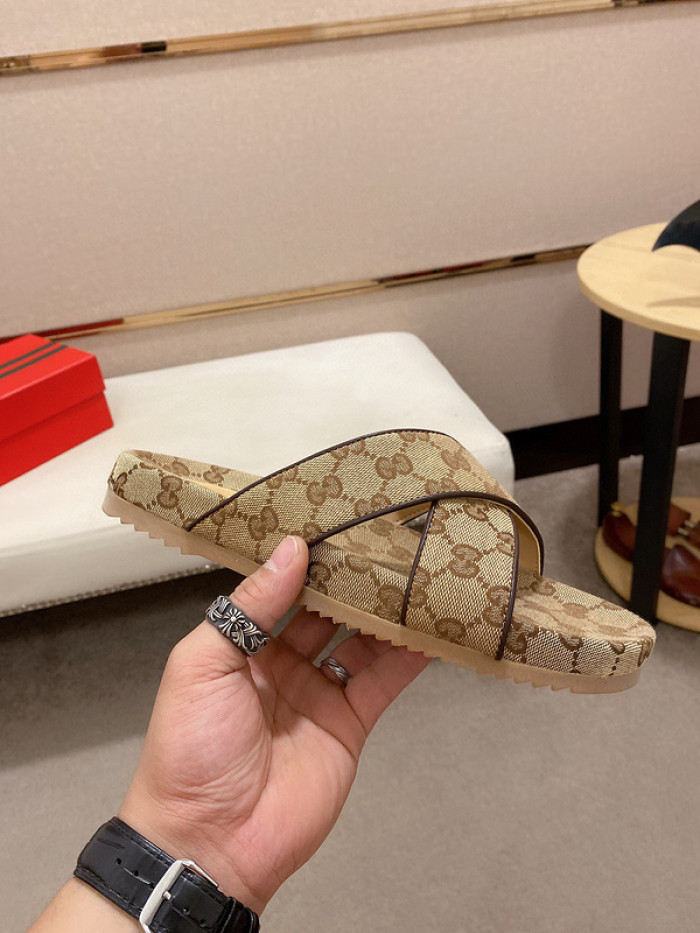 Gucc* Sandal136